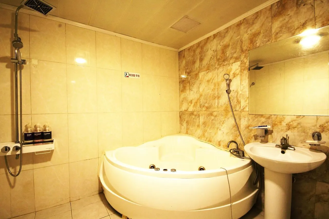 Sasang J Motel