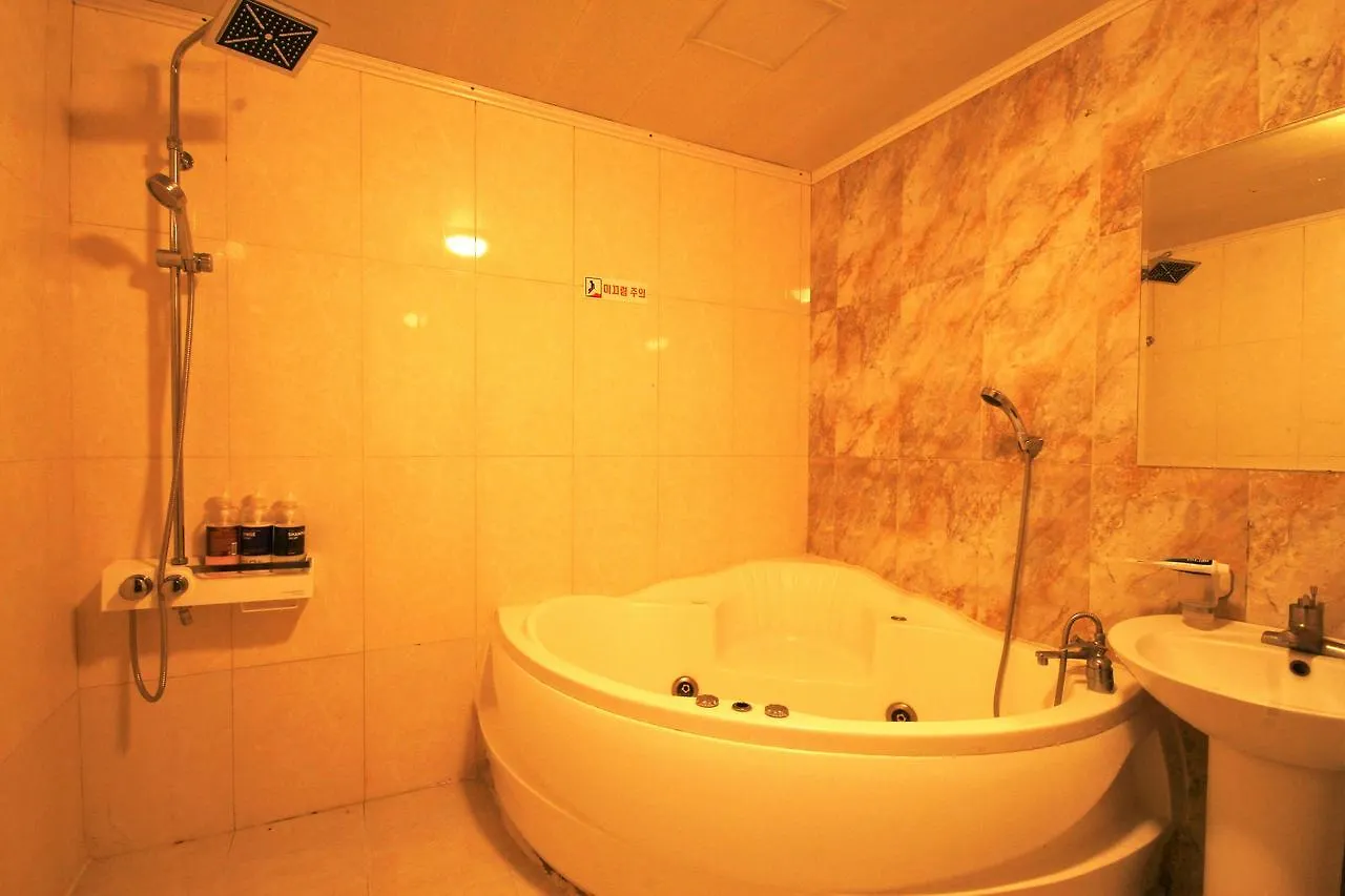 Sasang J Motel