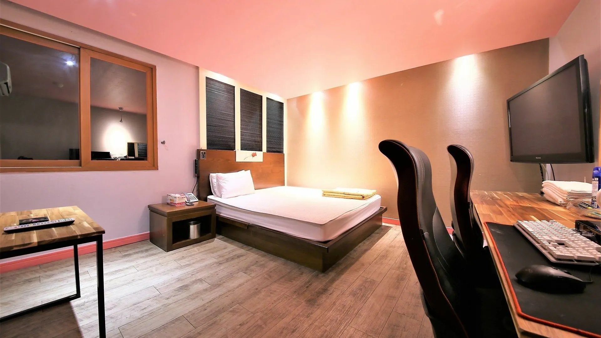 Sasang J Motel