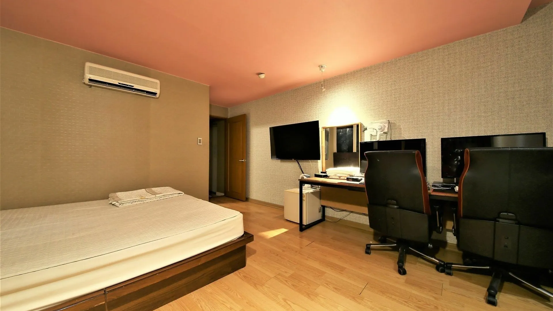 Sasang J Motel South Korea