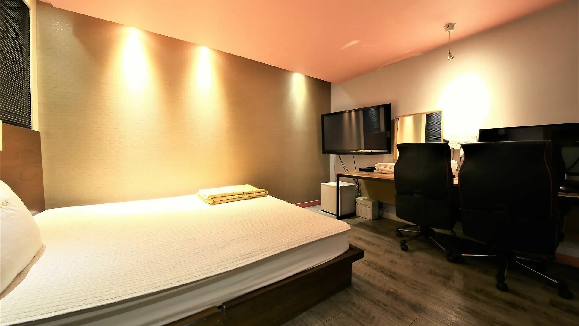 Sasang J Motel